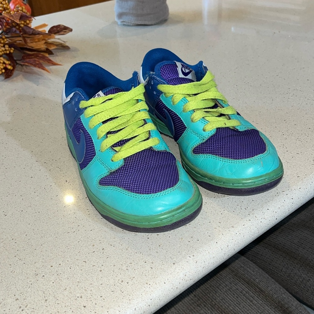 Teal cobalt blue purple Nike dunks size 9 1/2 lime green laces well loved